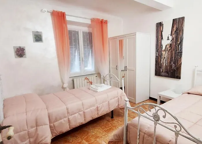 Le Di Elisa 4 ג'נובה